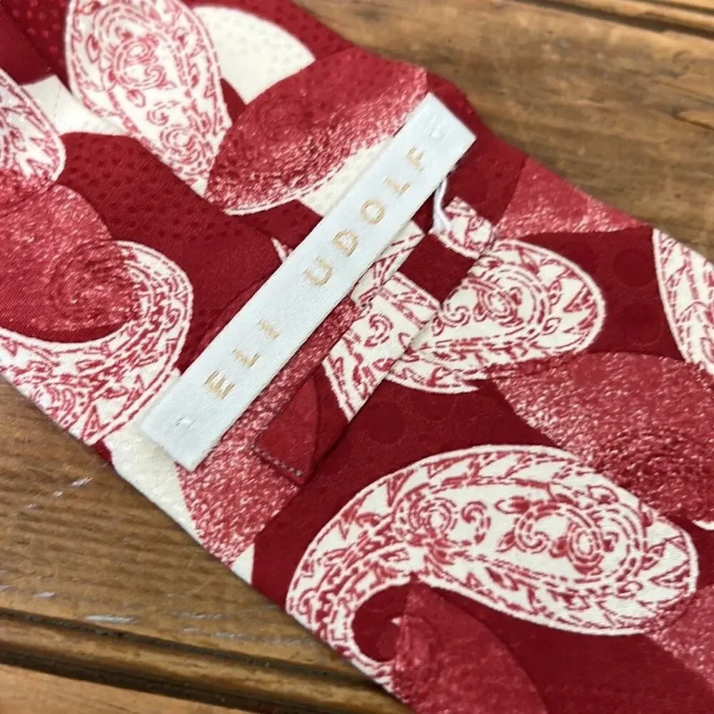 Mens vintage Eli Udolf silk neck tie paisley red